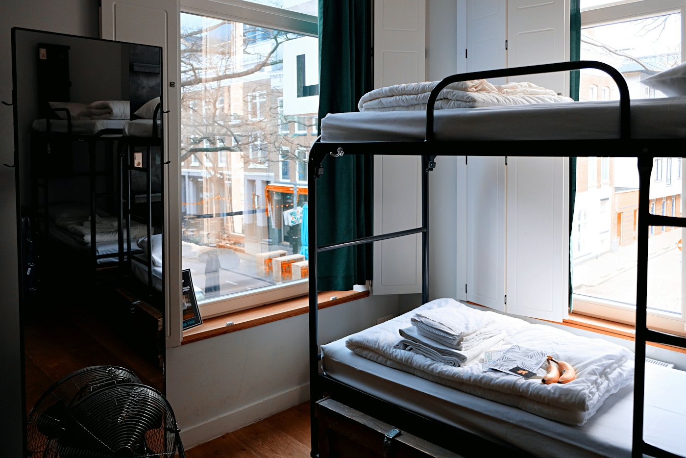 Twin Arch Colive — Sharing room