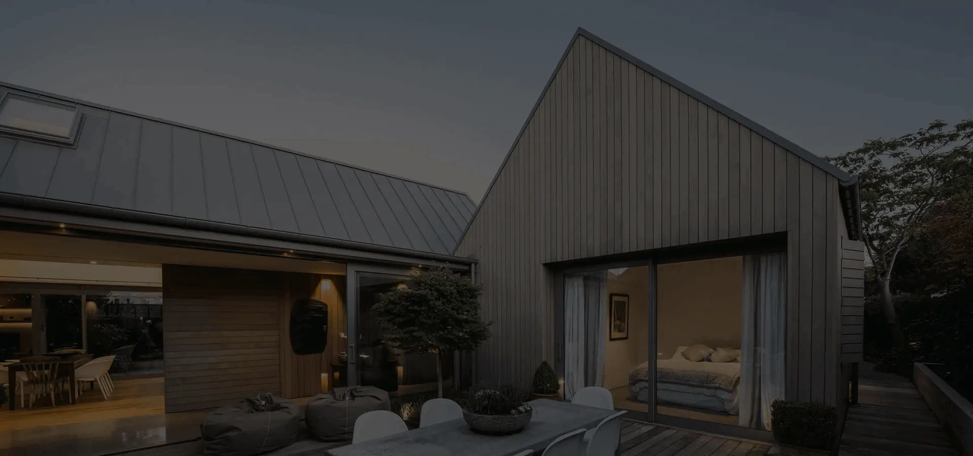 TwinArch Men's PG accommodation